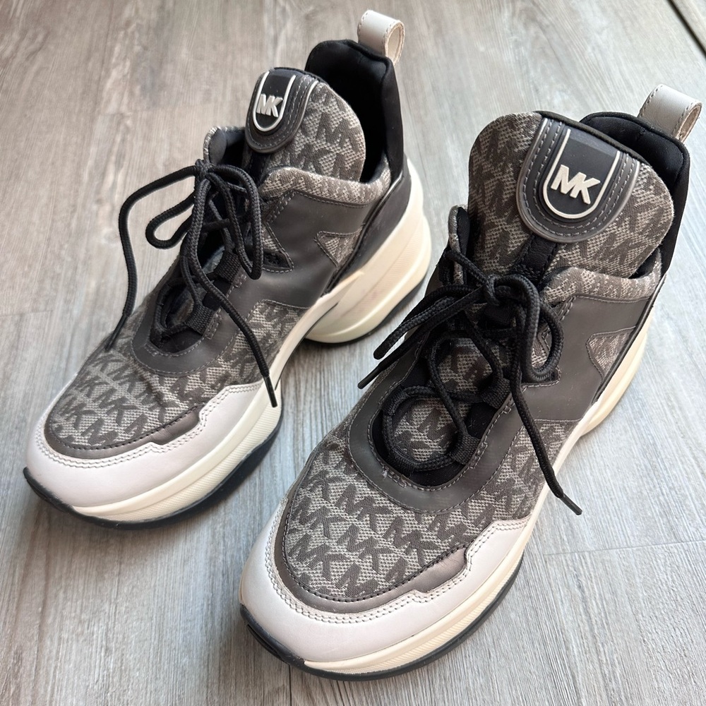 Michael kors Olympia sneakers size 10